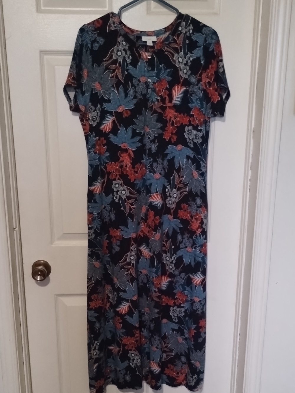 J. Jill Black Floral Maxi Dress with Blue and Rust Blooms. Size Med